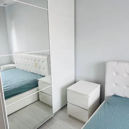 公寓 Luna Deluxe Magellana