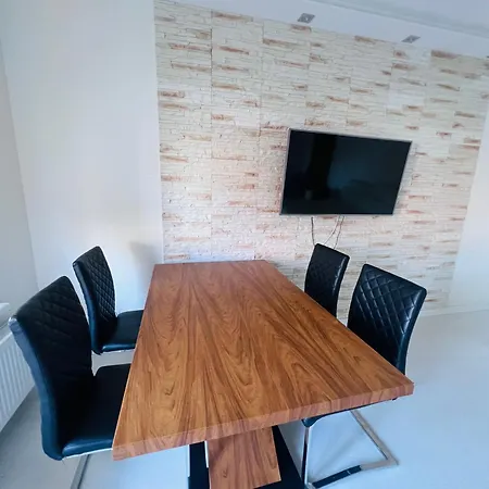 Appartement Luna Deluxe Magellana *