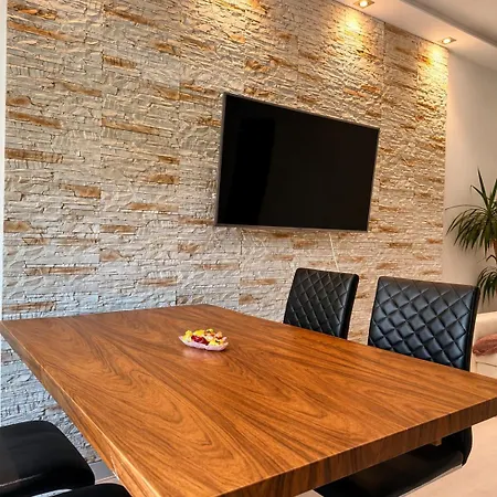 Luna Magellana Garden Appartement