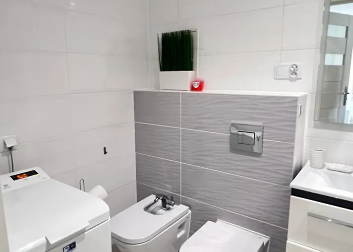 Luna Deluxe Magellana Appartement *